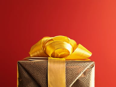 gift with red background_GettyImages-96502350