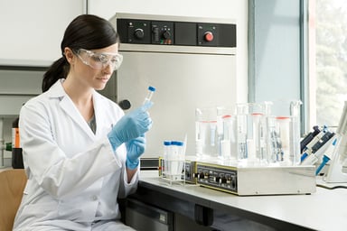 Getty-Images-Scientist-Lab