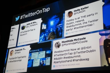 Twitter Projected Tweets