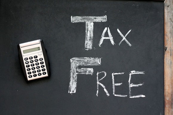 "Tax free" written on chalkboard