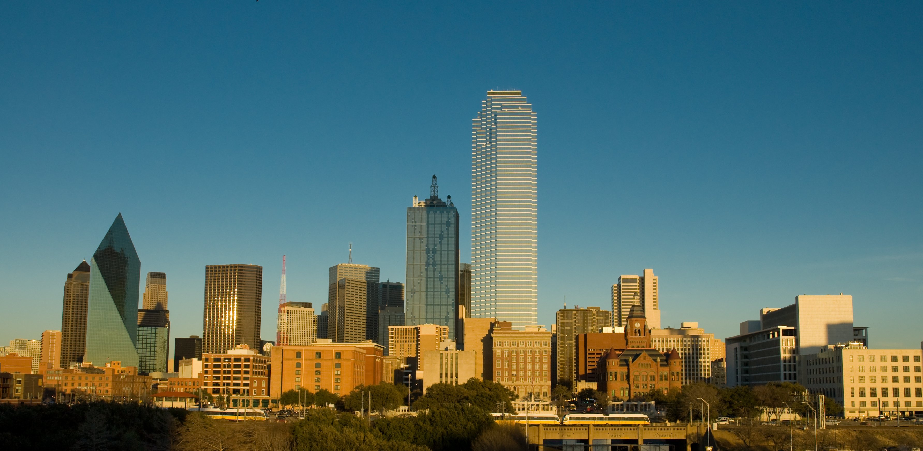 The Dallas skyline, with the Bank of America building in the foreground.