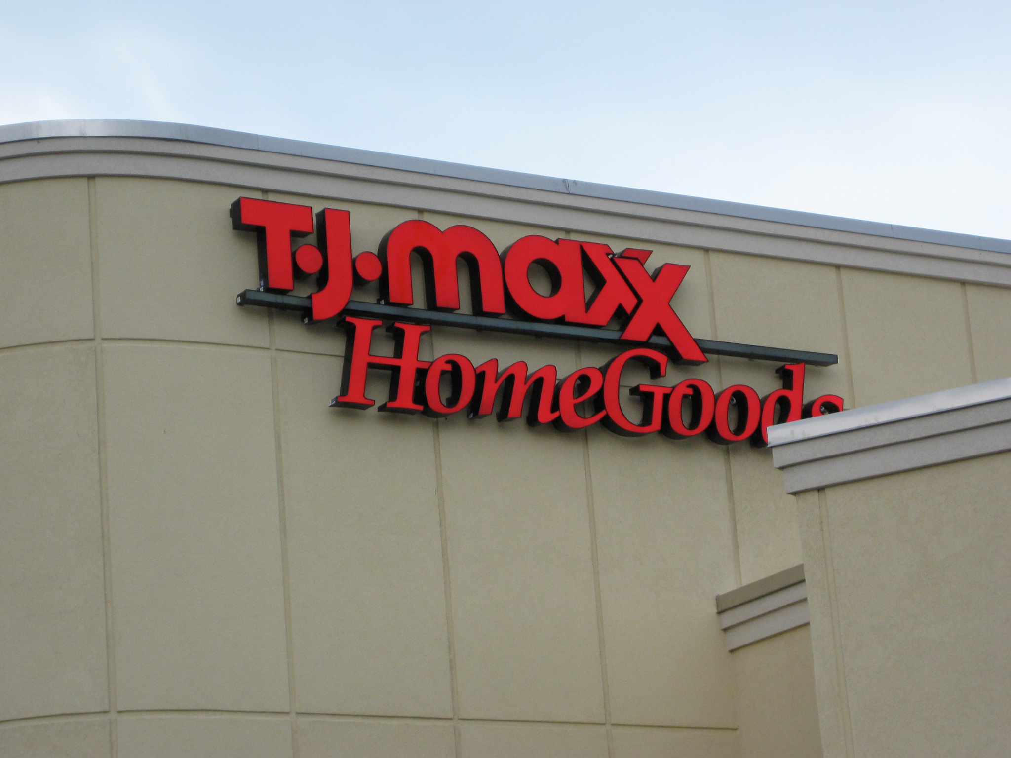 The exterior of a combined T.J. Maxx and HomeGoods store