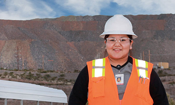 An image of a Freeport-McMoRan employee.