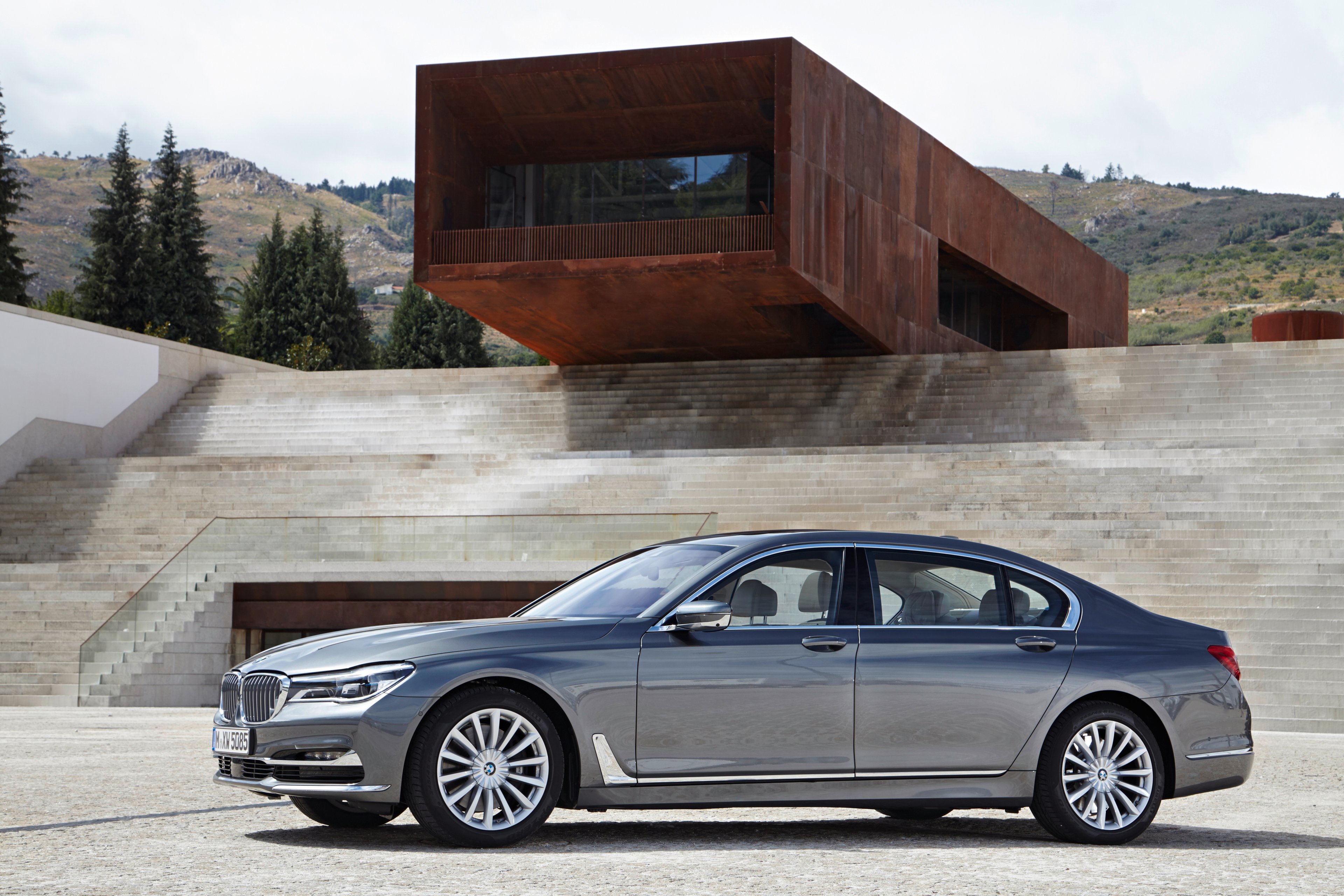 A pewter-colored BMW 750Li sedan.