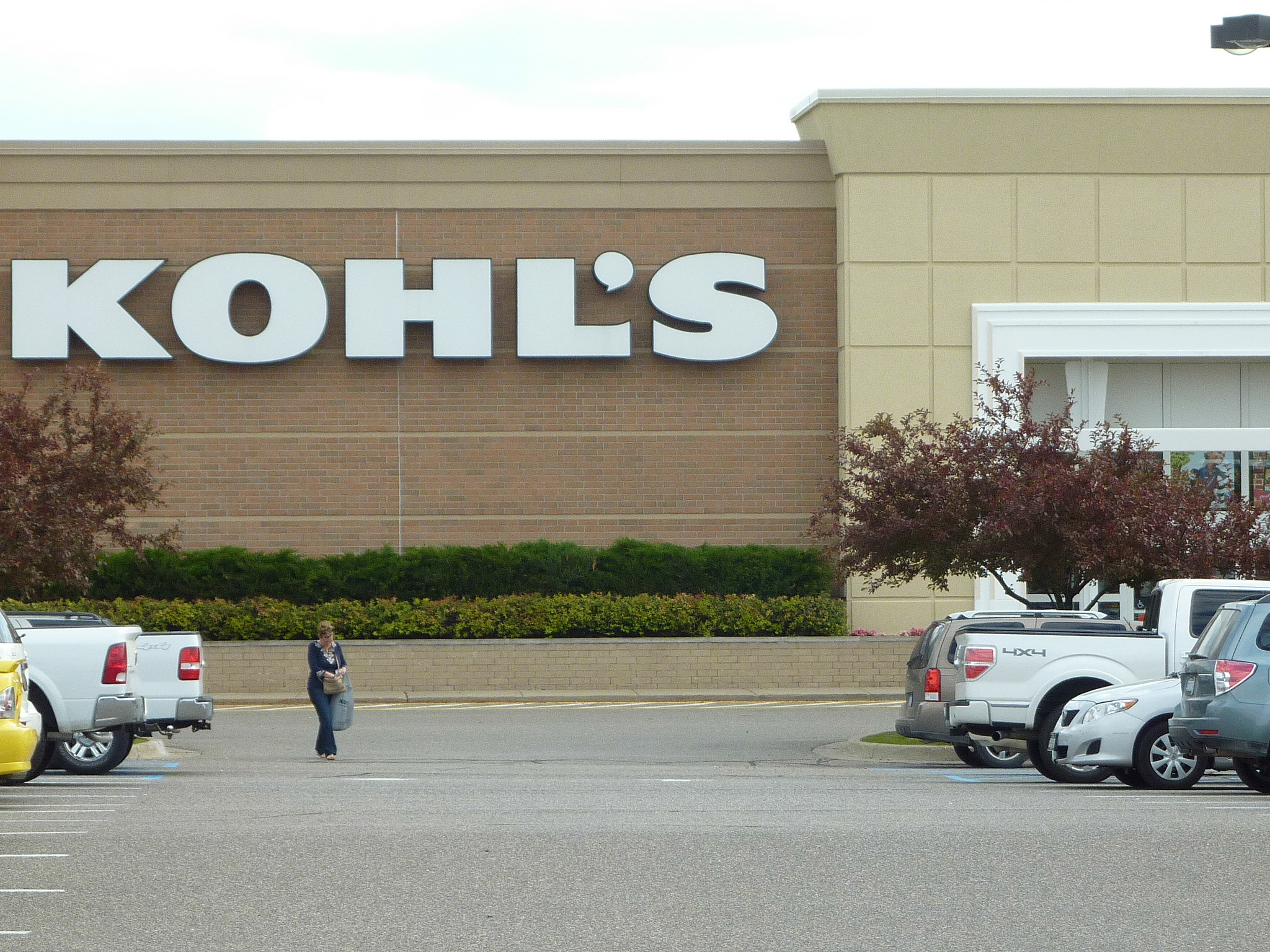 The view of a Kohl's store from a parking lot
