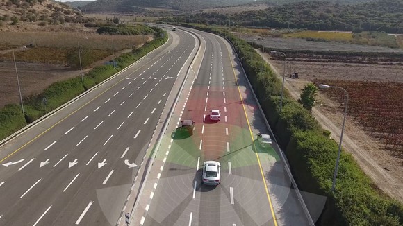 Visualization of autonomous vehicle sensing the environment