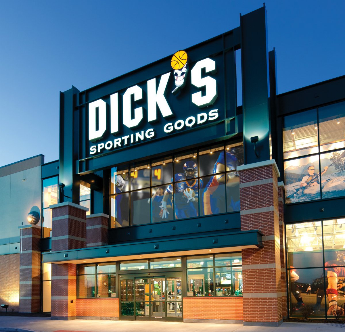 A Dick's Sporting Goods locaiton.