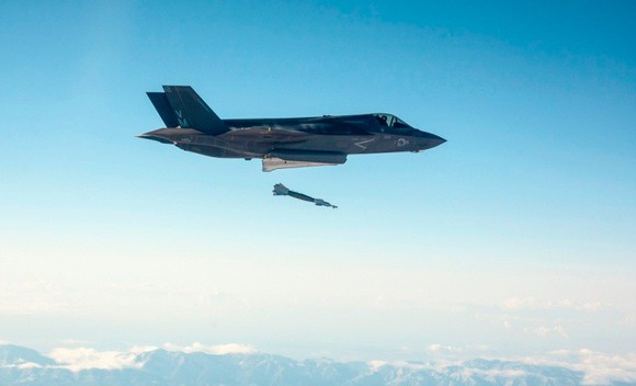 F-35 dropping bomb.