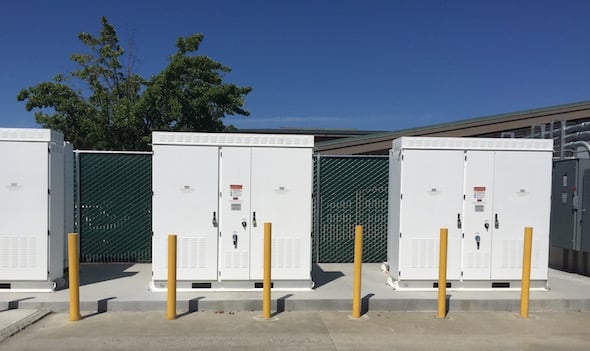 Tesla Powerpacks installed in California.