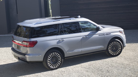 A rear three-quarter view of the Navigator