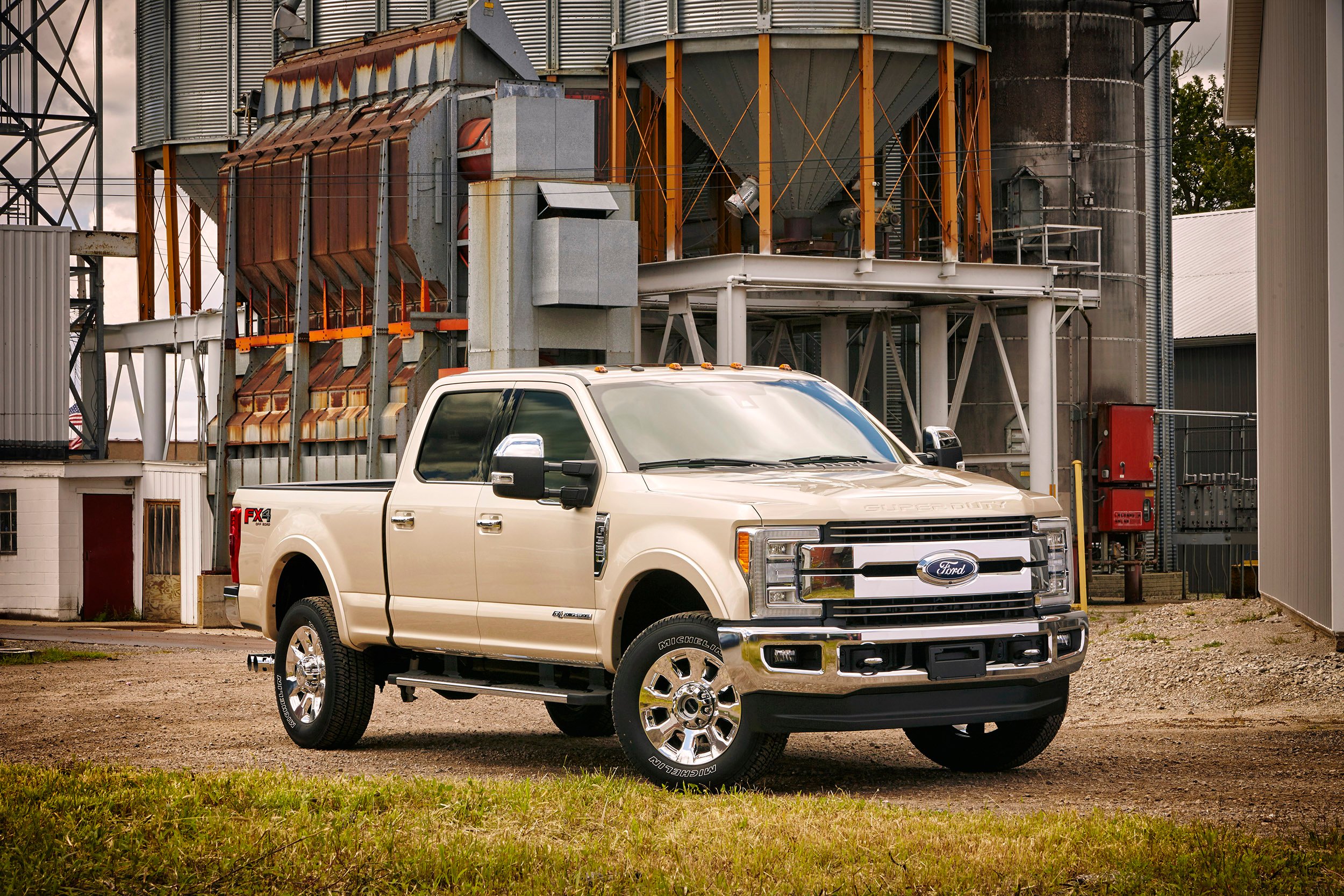 A 2017 Ford F-350 Super Duty pickup.