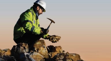 17_06_04 Teck employee on a rock_724x400_TECK