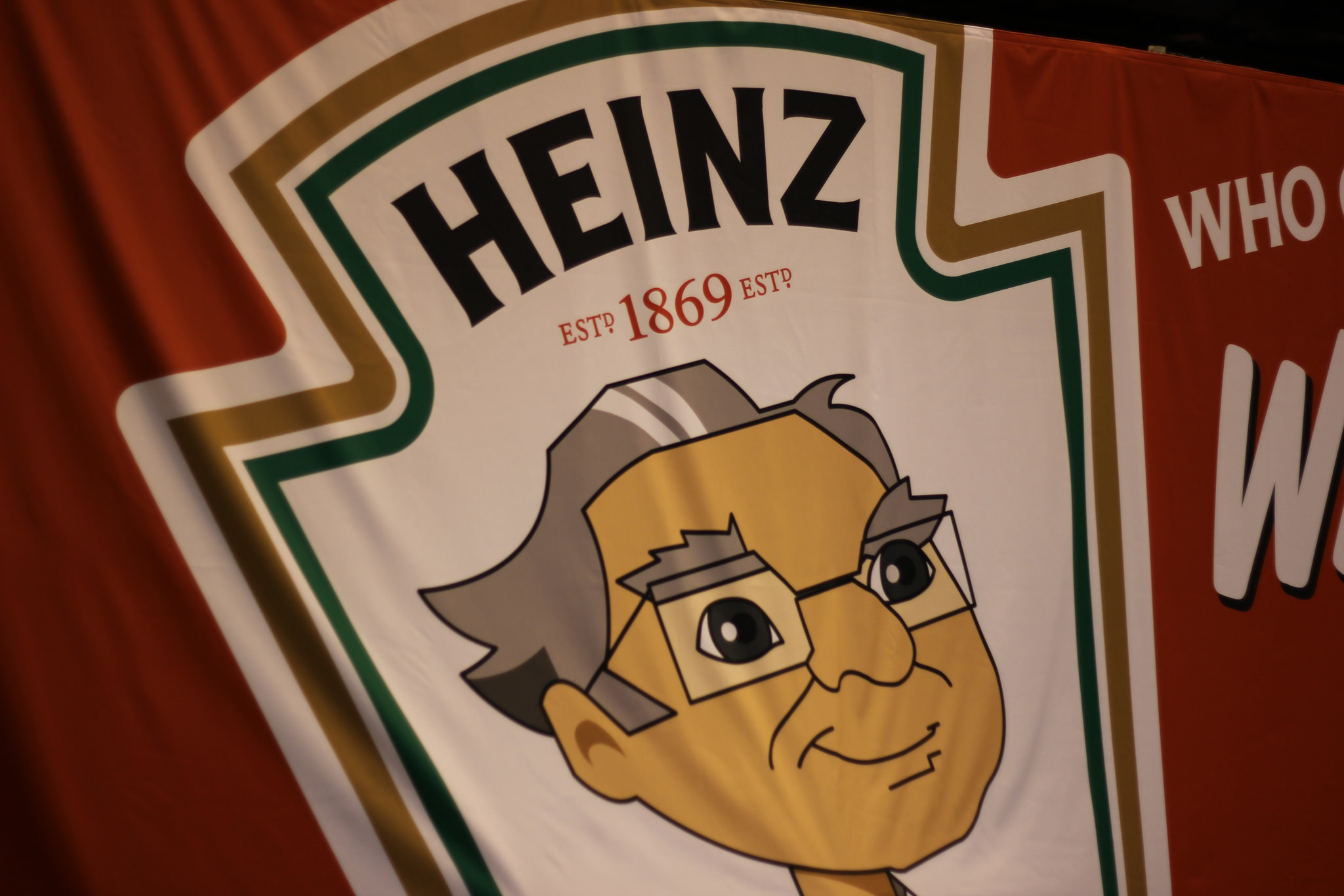 Heinz logo with Warren Buffett cartoon face