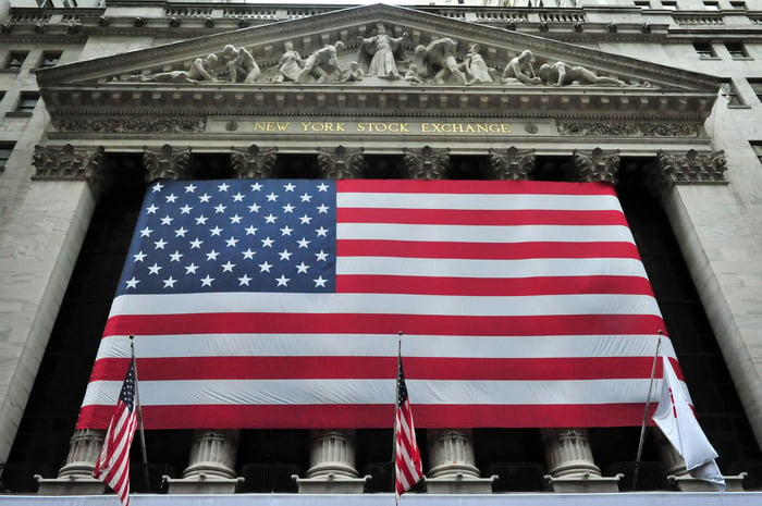 Flag outside New York stock Exchange