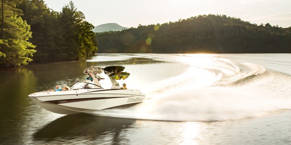 Malibu Boats M235 towboat
