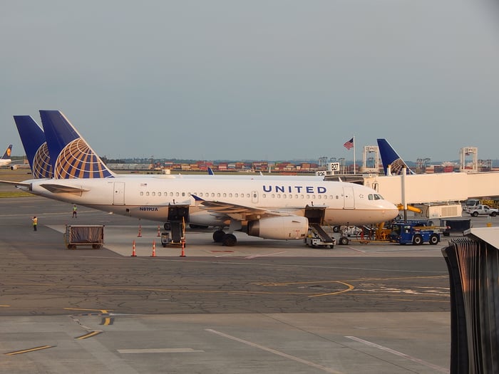 United Airlines planes at their gates