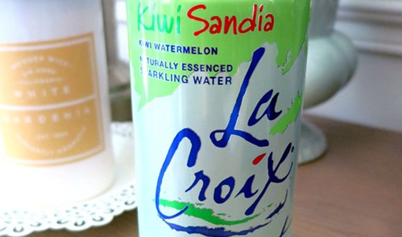 A can of kiwi sandia La Croix.
