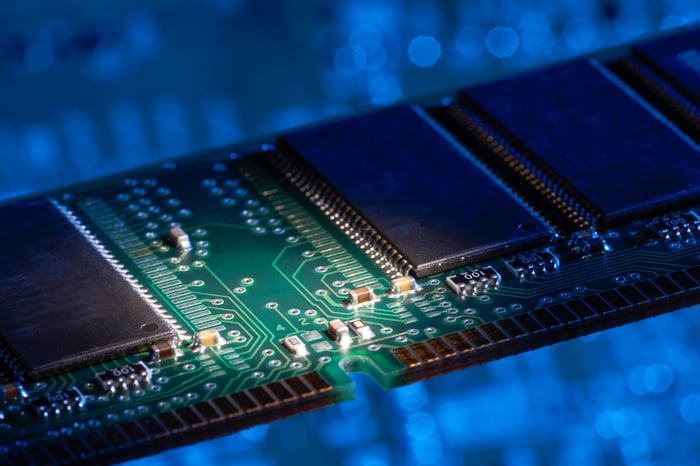 A DRAM chip.
