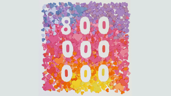 Instagram celebrates 800 million users