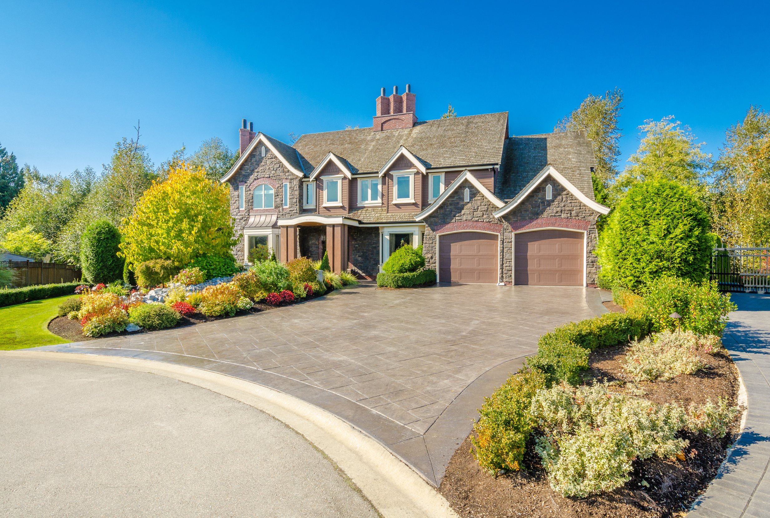 Large house with huge driveway