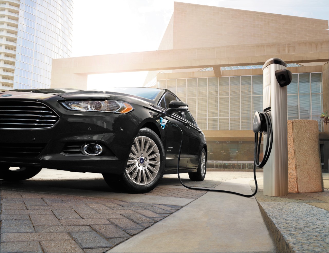 Ford's Fusion Energi plugged in charging