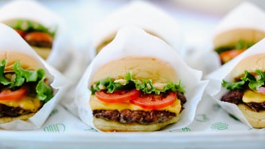 Shake-Shack-burgers