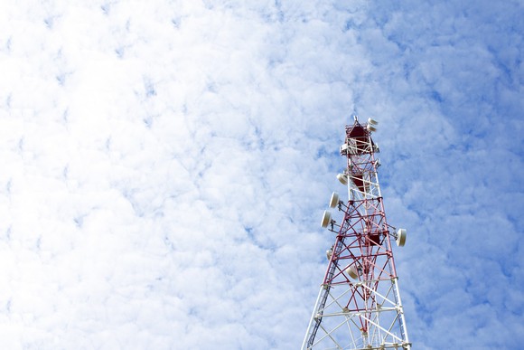 A picture of a cellular tower.