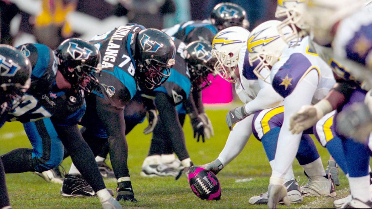 XFL football game in 2001