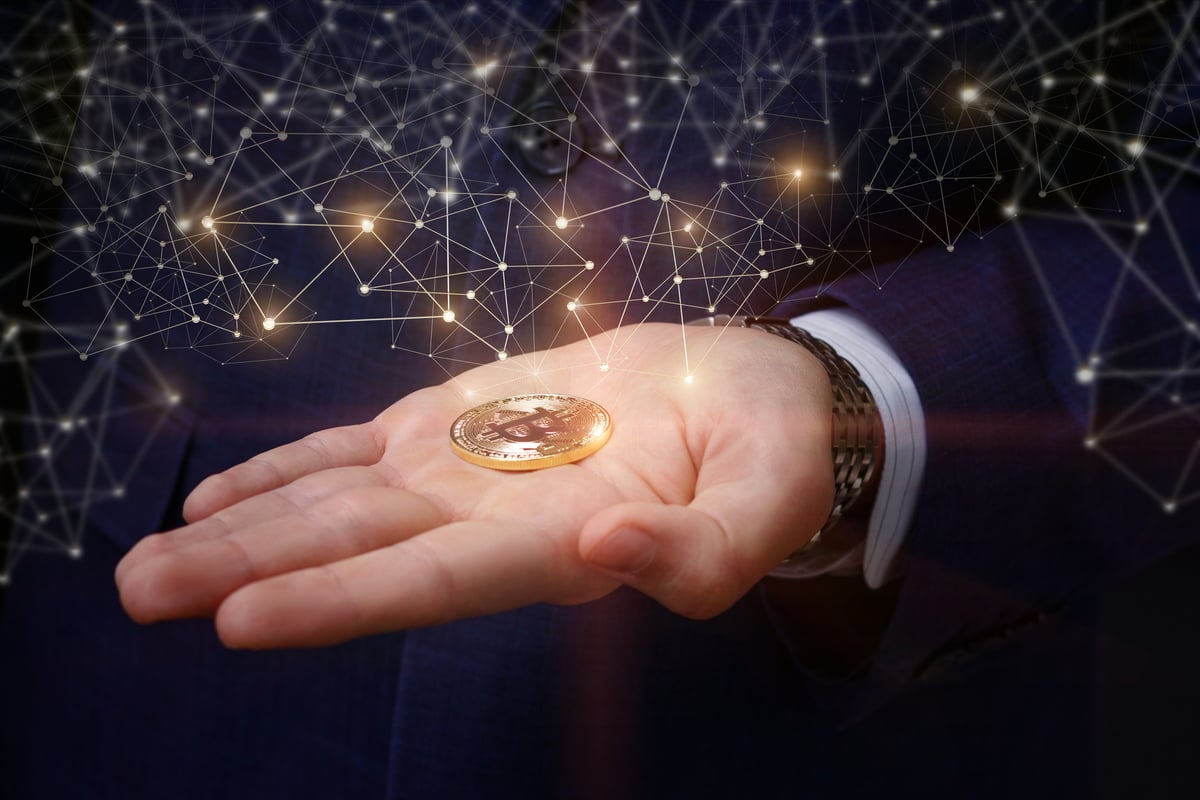 Bitcoin Surges 14% on Thiel Investment and Ripple Is Now the Second-Largest  Cryptocurrency | The Motley Fool