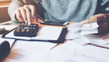 tax calcs_GettyImages-644358770