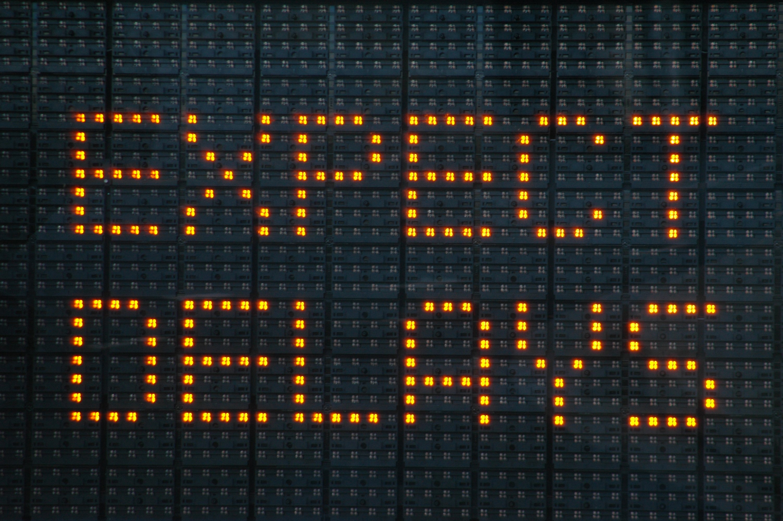 Freeway sign that reads "expect delays"