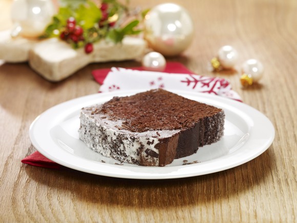 A slice of Starbucks gingerbread cake.