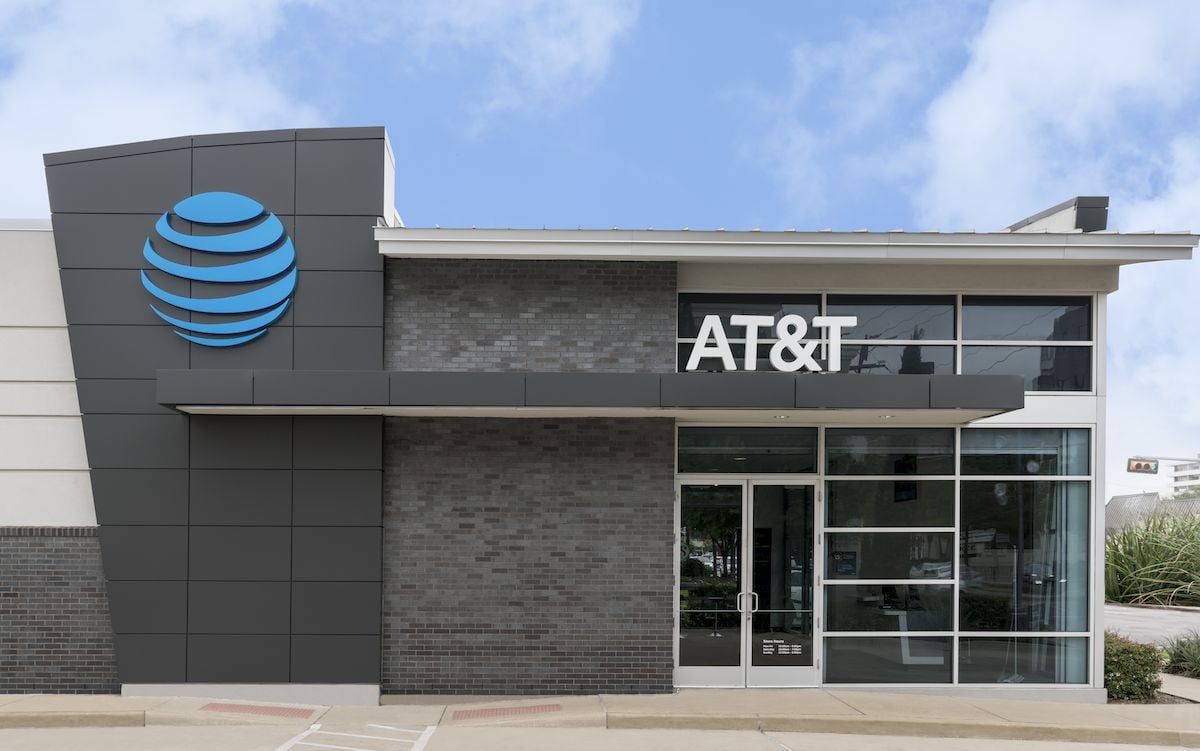 AT&T store exterior.