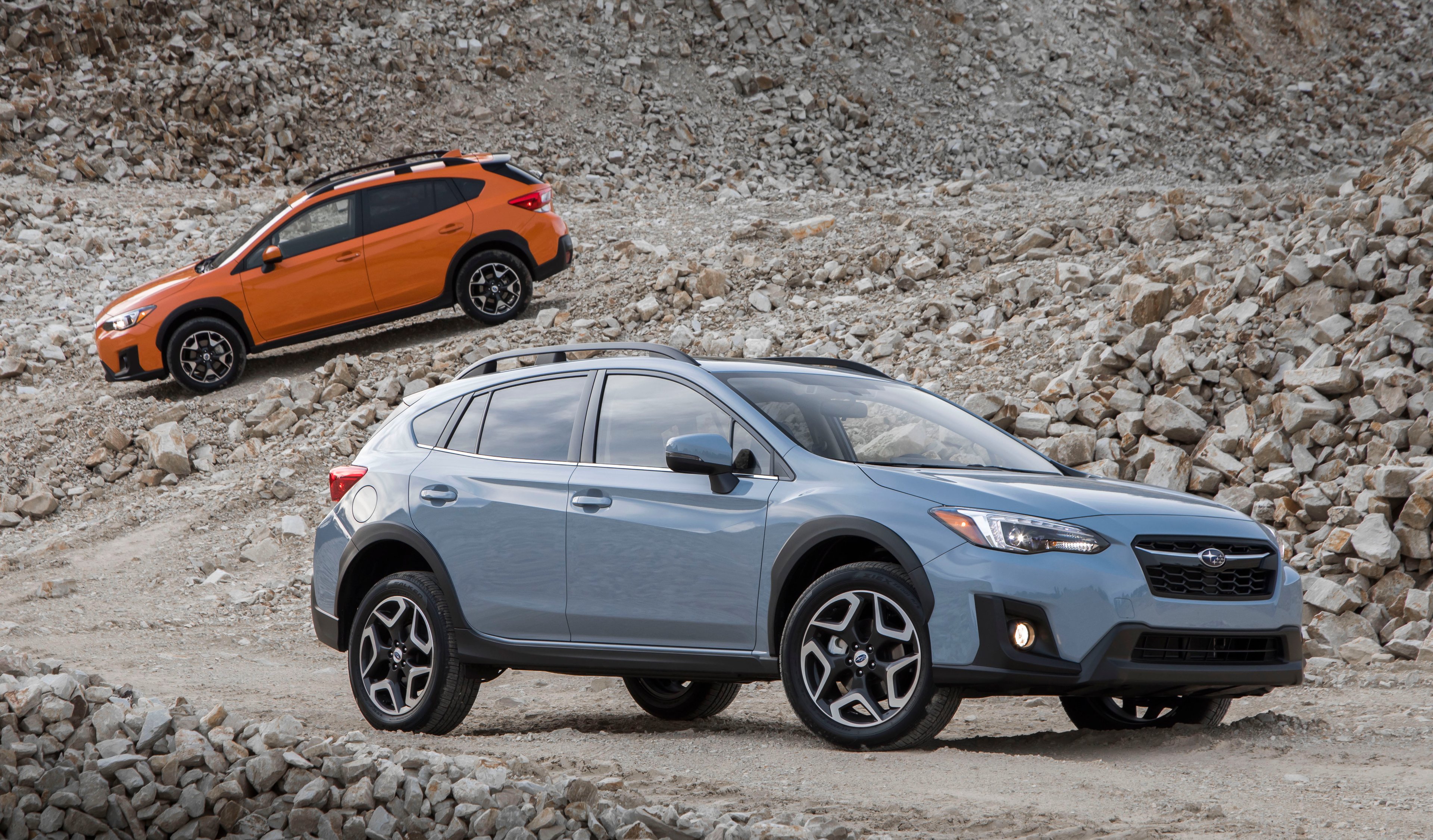 18MY_Subaru-Crosstrek-Both_2