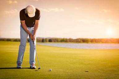 man on a golf course_GettyImages-475294824