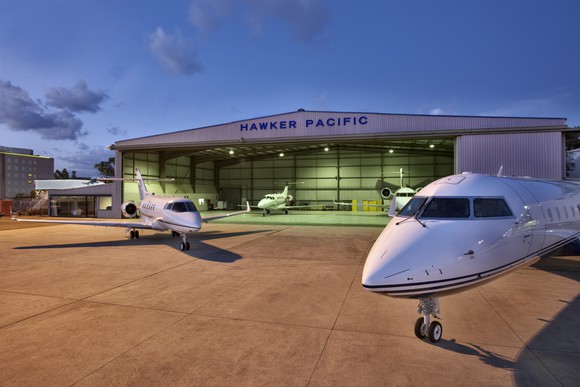 Hawker Pacific hanger, with airplanes in front.