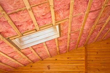 Roof with insulation