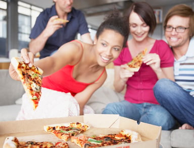 friends eating pizza