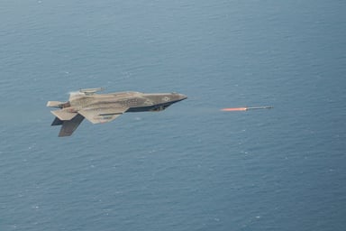 LMT F-35C inverted fires AIM-9x source LMT