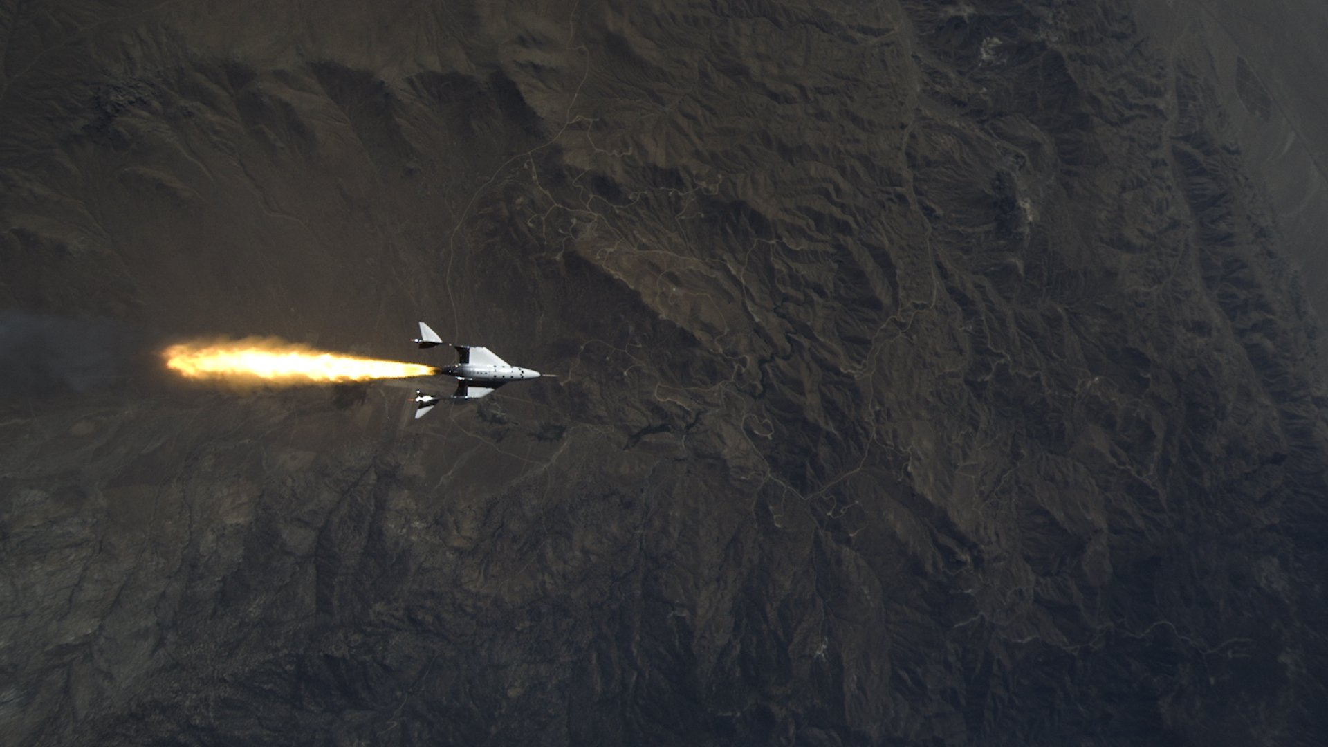 VSS Unity flying over desert