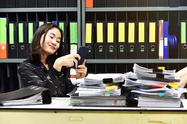 lazy employee_GettyImages-886545268