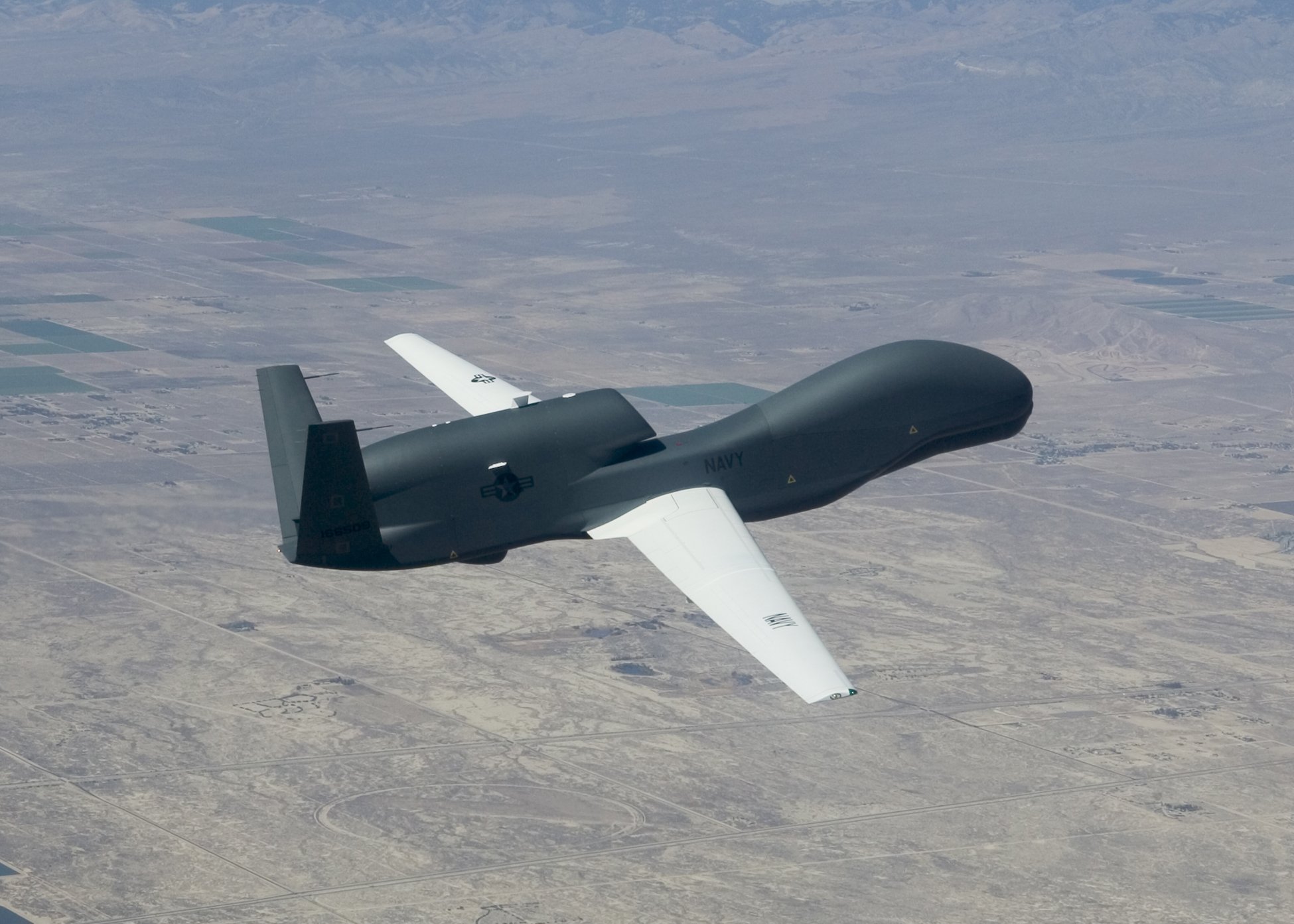 беспилотник над сша. Rq-4 global hawk. беспилотник над сша. беспилотник над сша. Rq-4b global hawk.