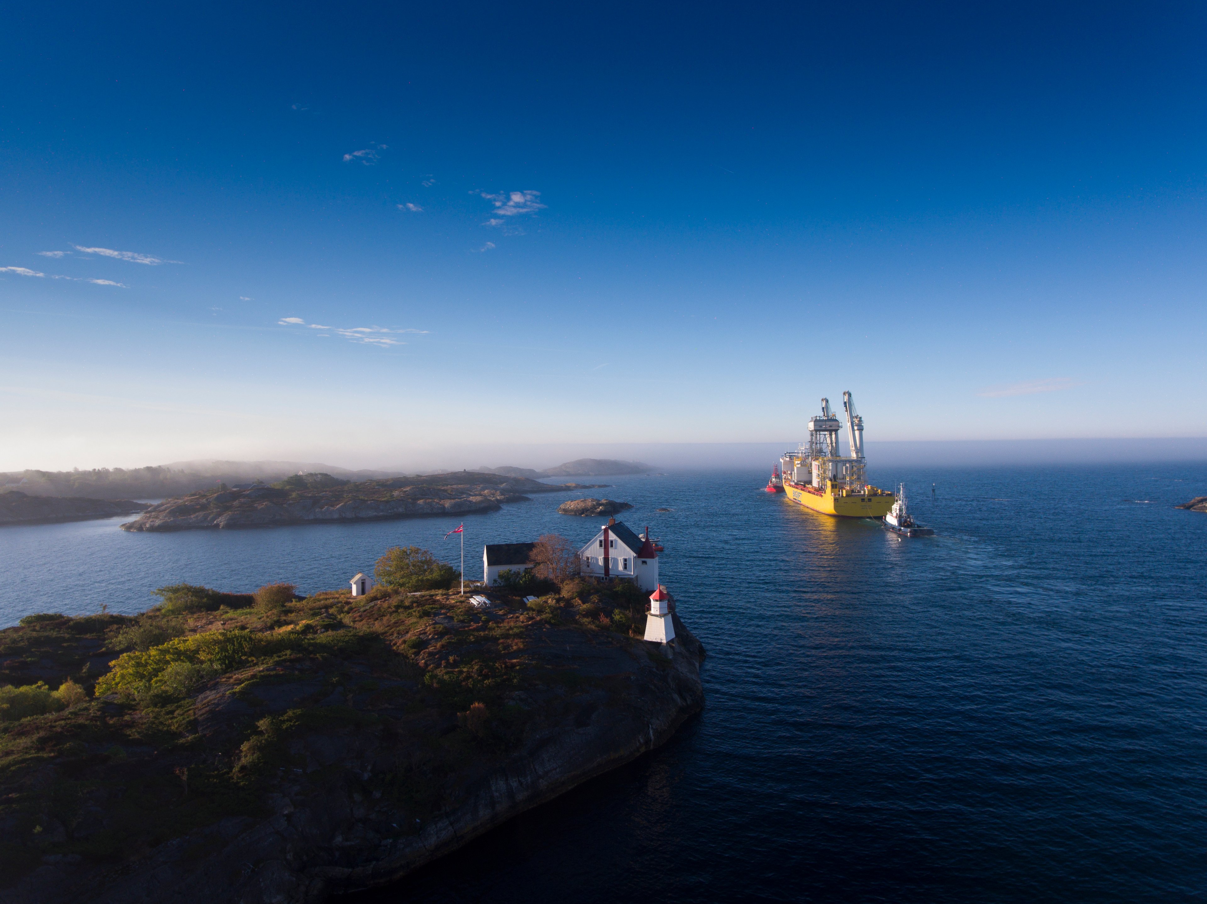 Drillship headed out to sea.