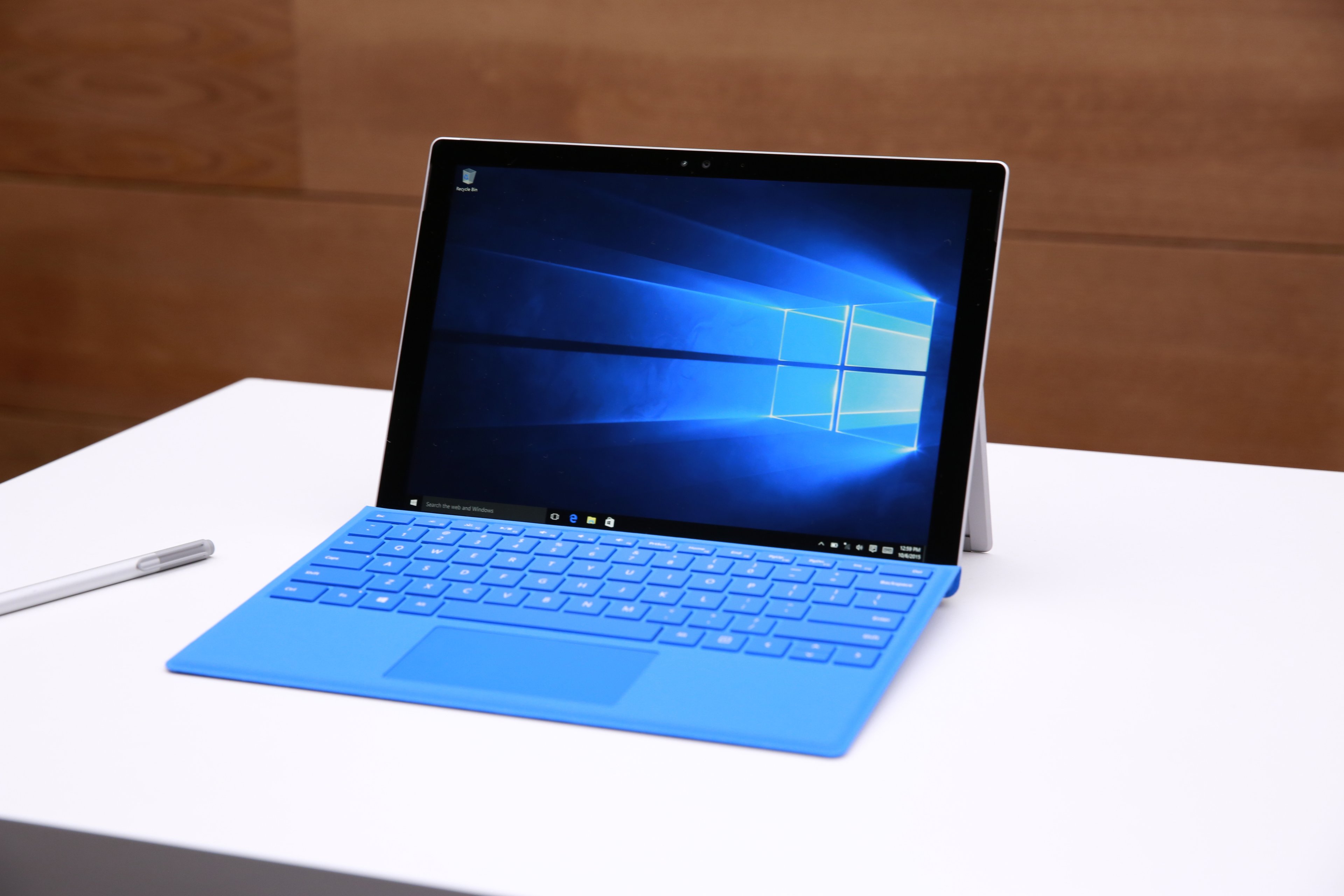 A Surface Pro 4.
