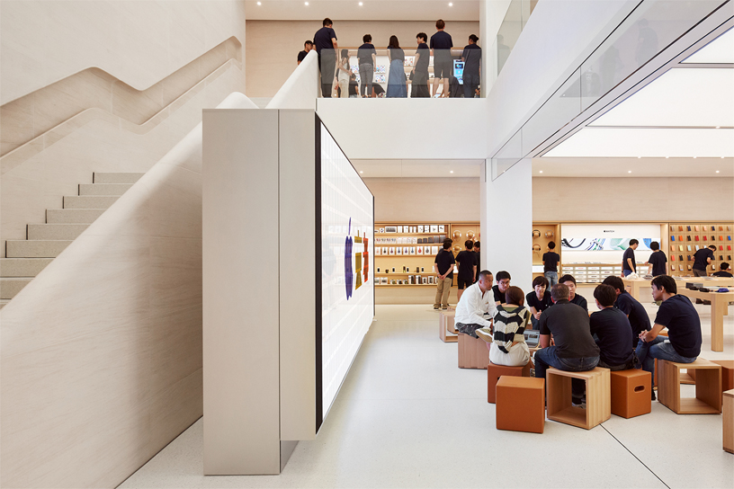 The inside of an Apple store in Kyoto.