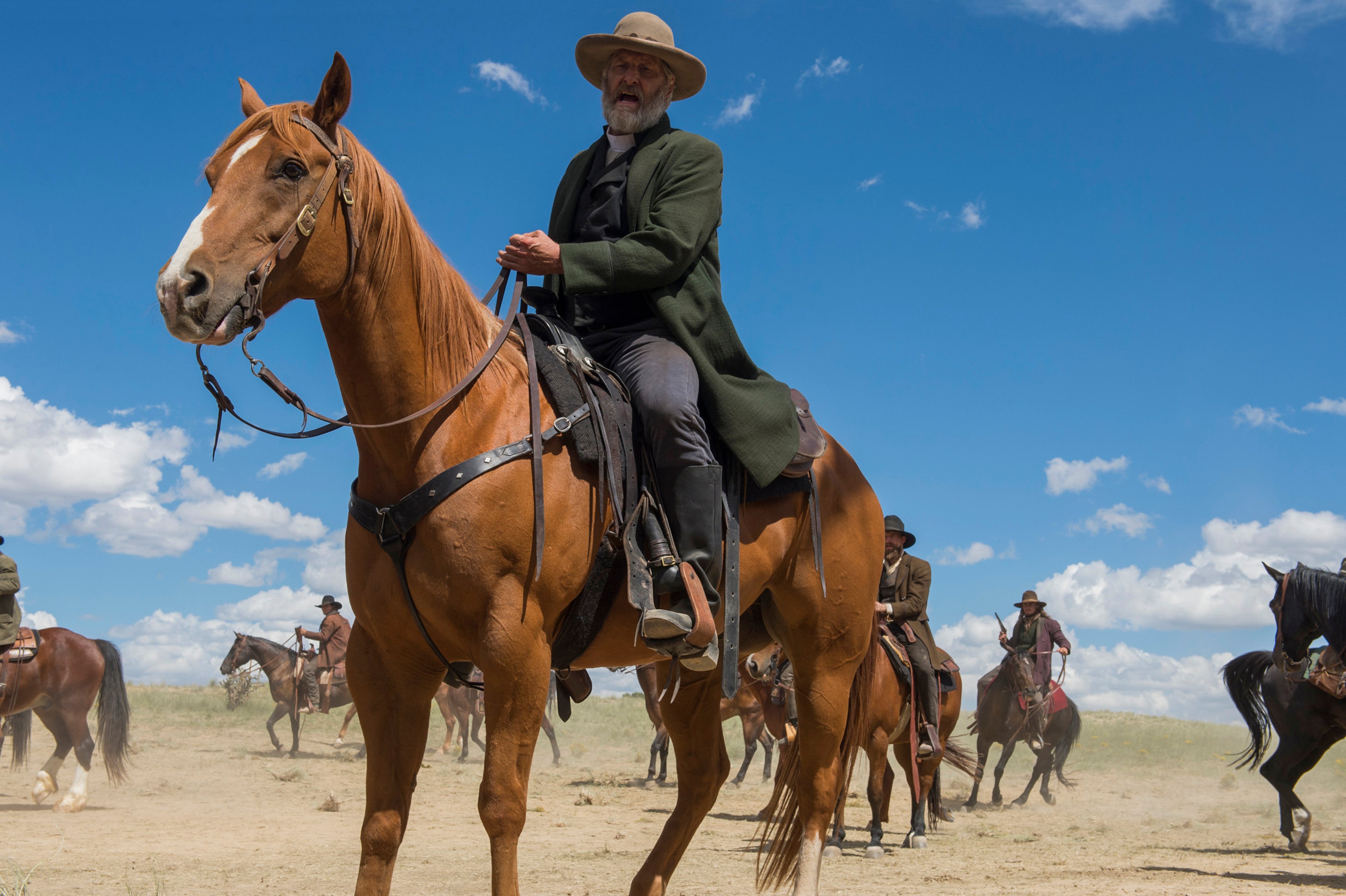 Jeff Daniels on horseback in a scene from Netflix's Godless. 