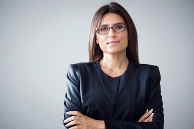 woman in business suit_GettyImages-861139452
