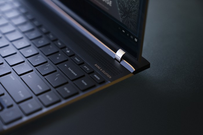 An HP laptop.