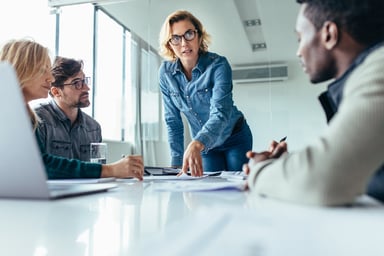 team meeting_GettyImages-903715608