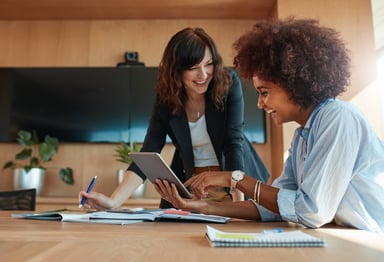 boss with employee_GettyImages-694855060